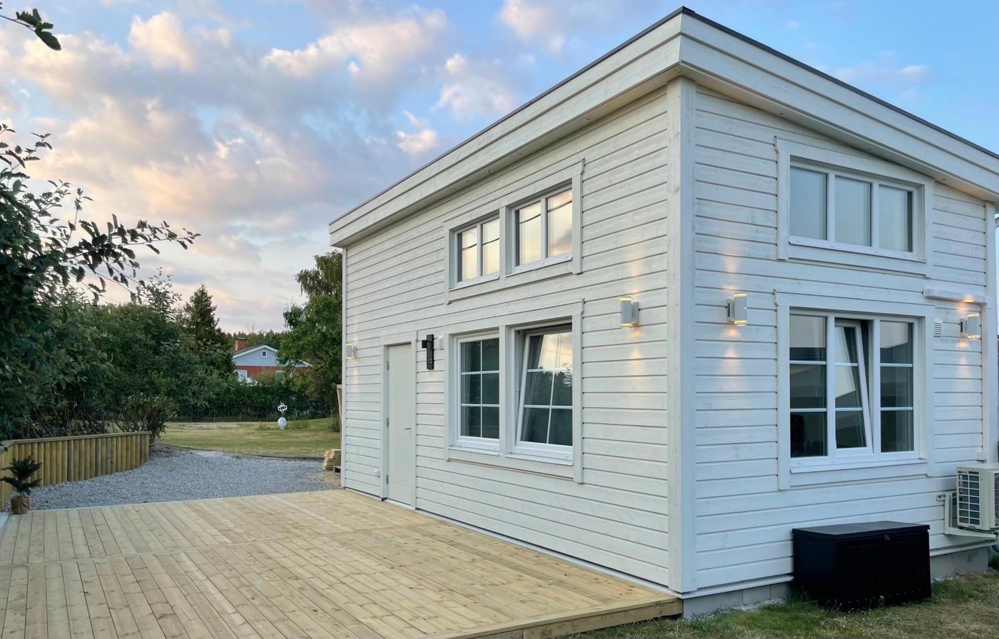 Ett Nytt Fraesch Hus Utanfoer Stockholm Naera Arlanda Villa Rosersberg Dış mekan fotoğraf