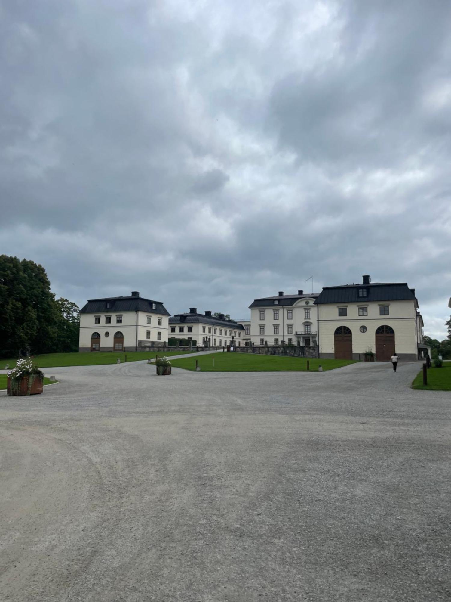 Ett Nytt Fraesch Hus Utanfoer Stockholm Naera Arlanda Villa Rosersberg Dış mekan fotoğraf
